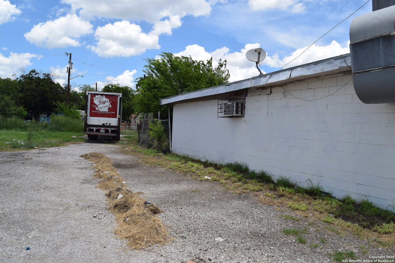 727 Historic Old Highway 90 San Antonio TX 78237