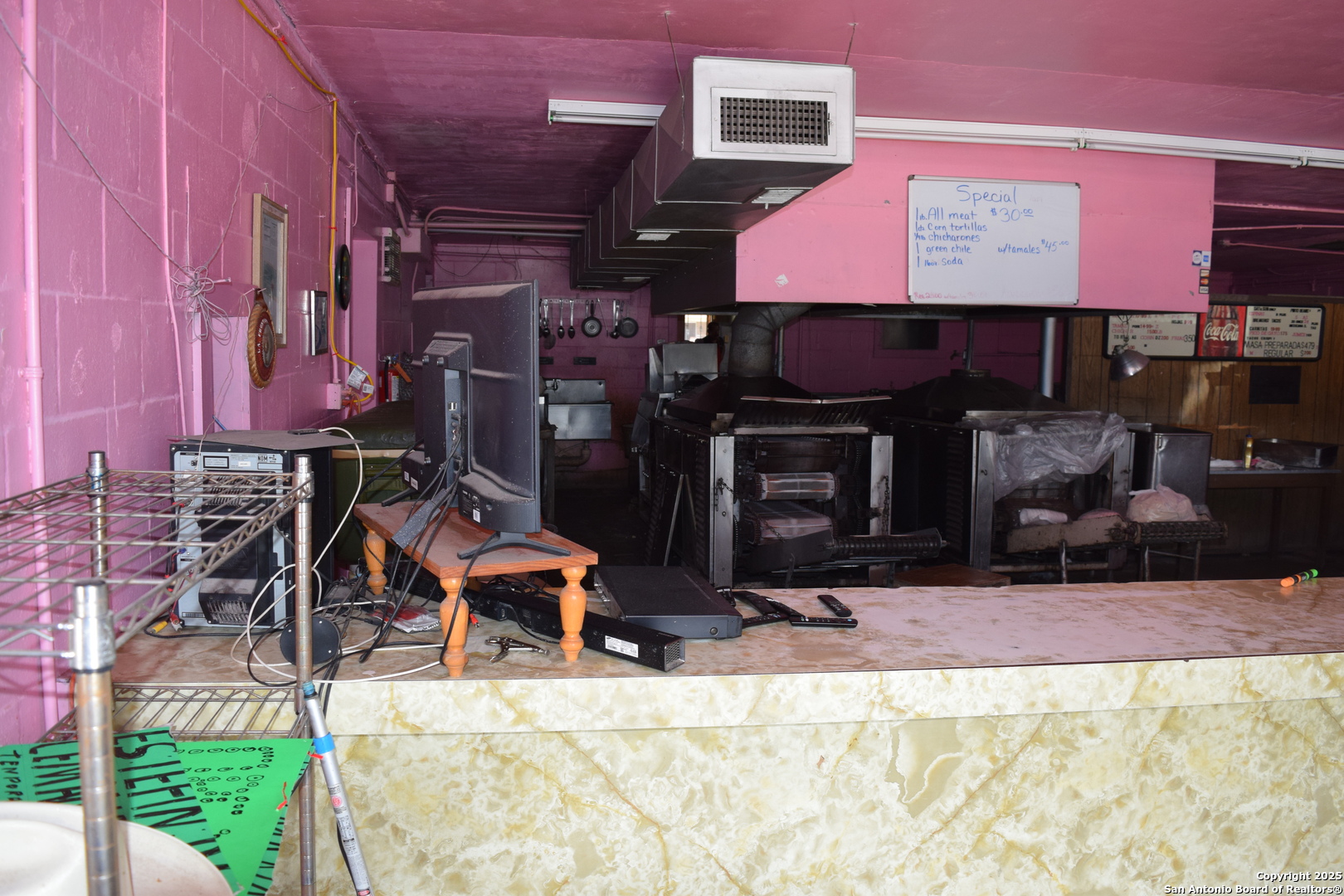 727 Historic Old Highway 90 San Antonio TX 78237