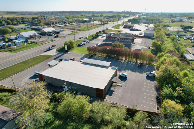 1753 Highway 97 E Jourdanton TX 78026