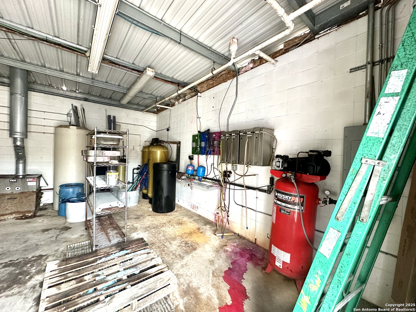 2550 Goliad San Antonio TX 78223