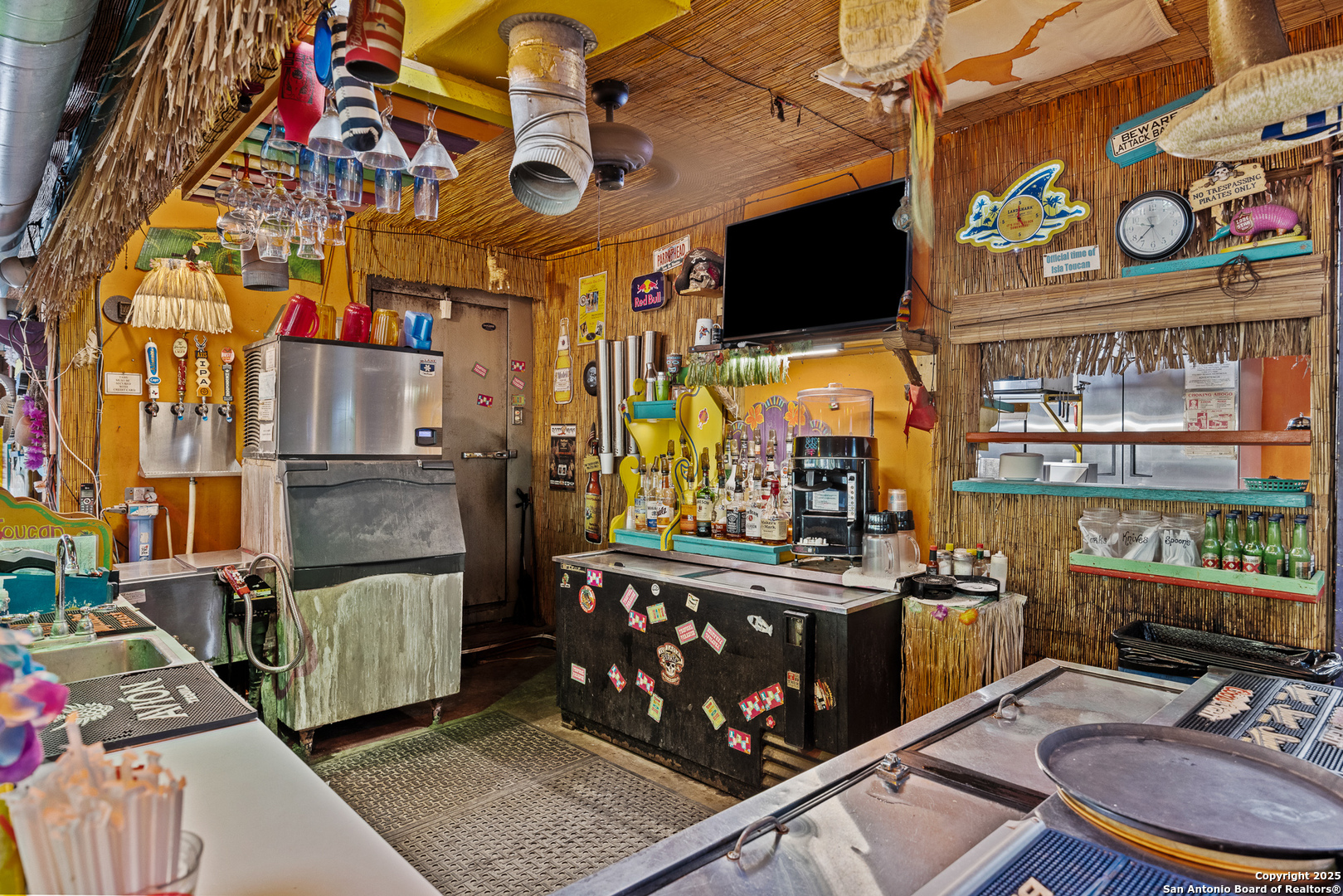 5820 Highway 27 Center Point TX 78010