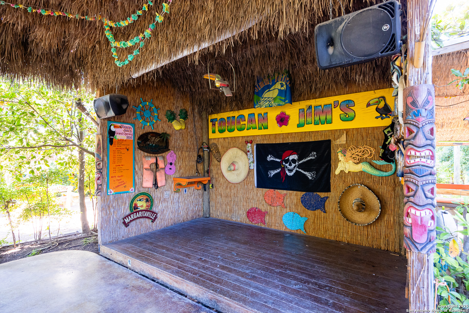 5820 Highway 27 Center Point TX 78010