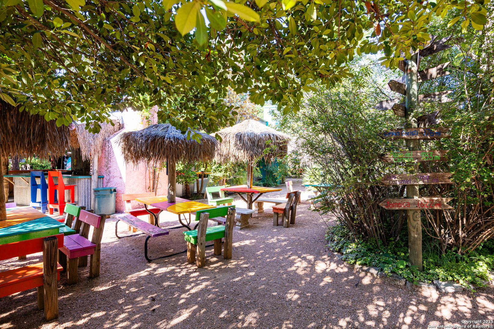 5820 Highway 27 Center Point TX 78010