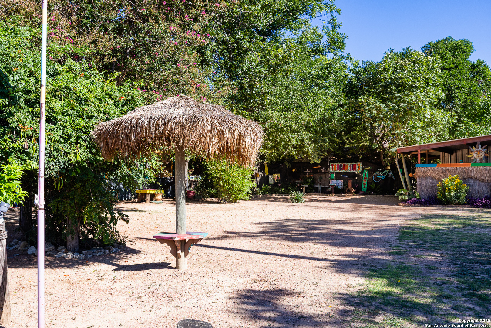 5820 Highway 27 Center Point TX 78010