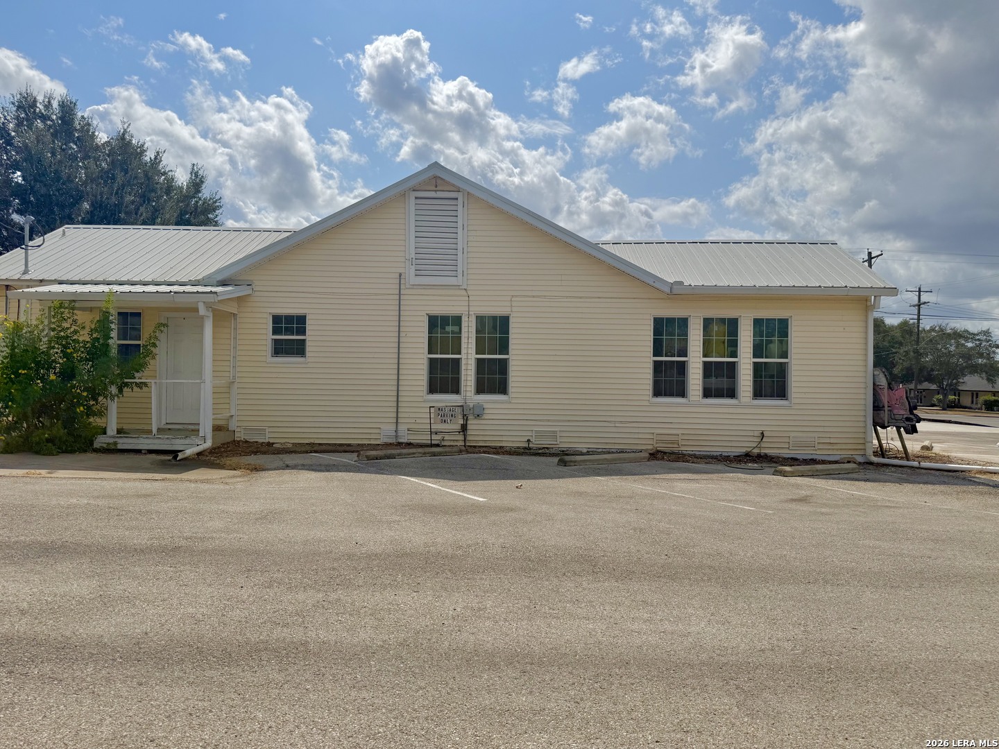 109 S Kathleen Street Beeville TX 78102