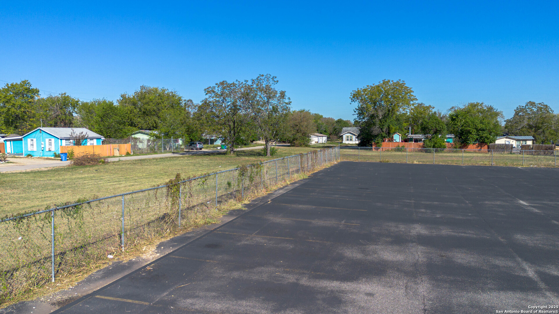 784 W Court Seguin TX 78155