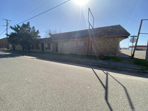 118 N South Street Mathis TX 78368