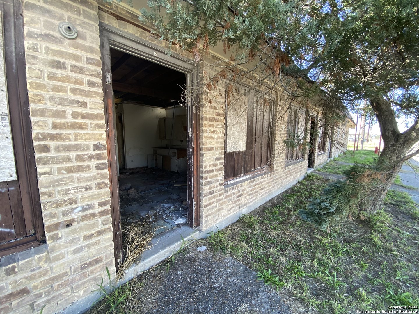 118 N South Street Mathis TX 78368