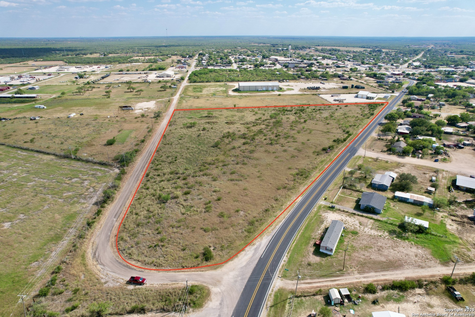 142 Burnett Charlotte TX 78011