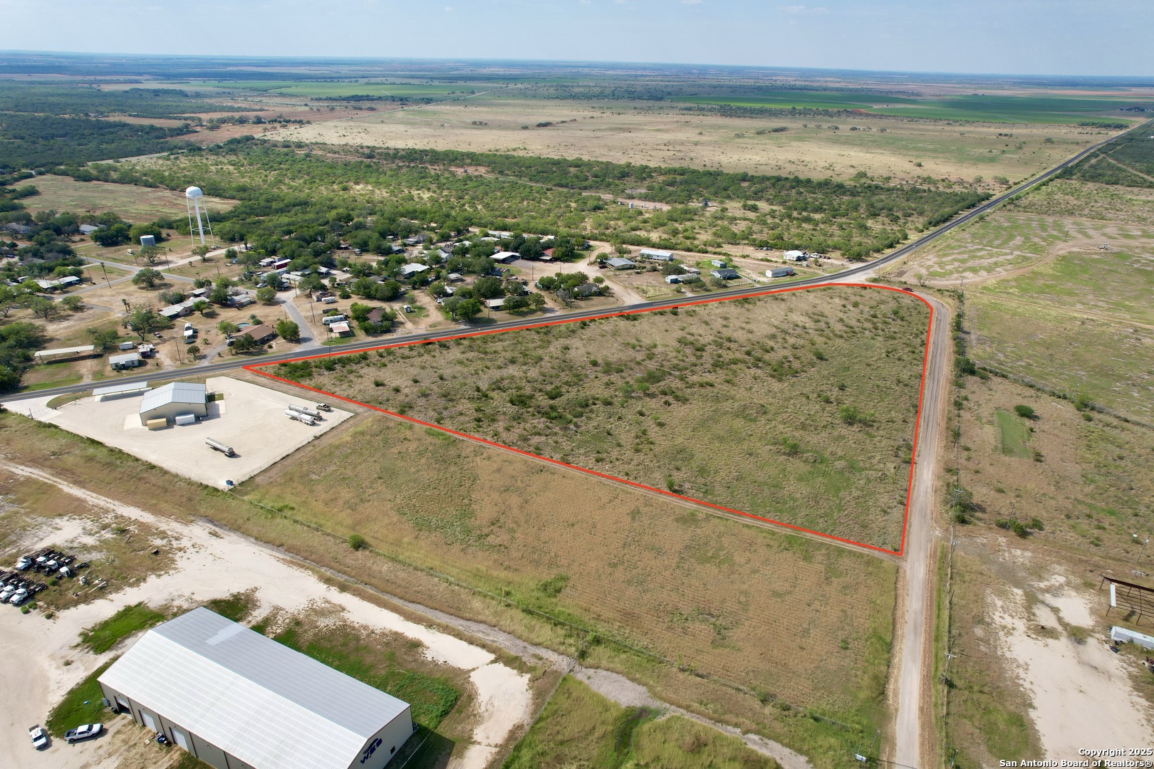 142 Burnett Charlotte TX 78011