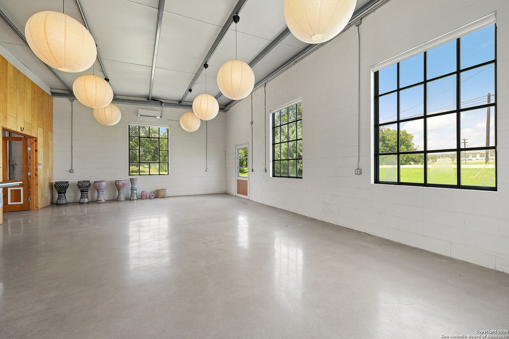 404 Nugent Johnson City TX 78636