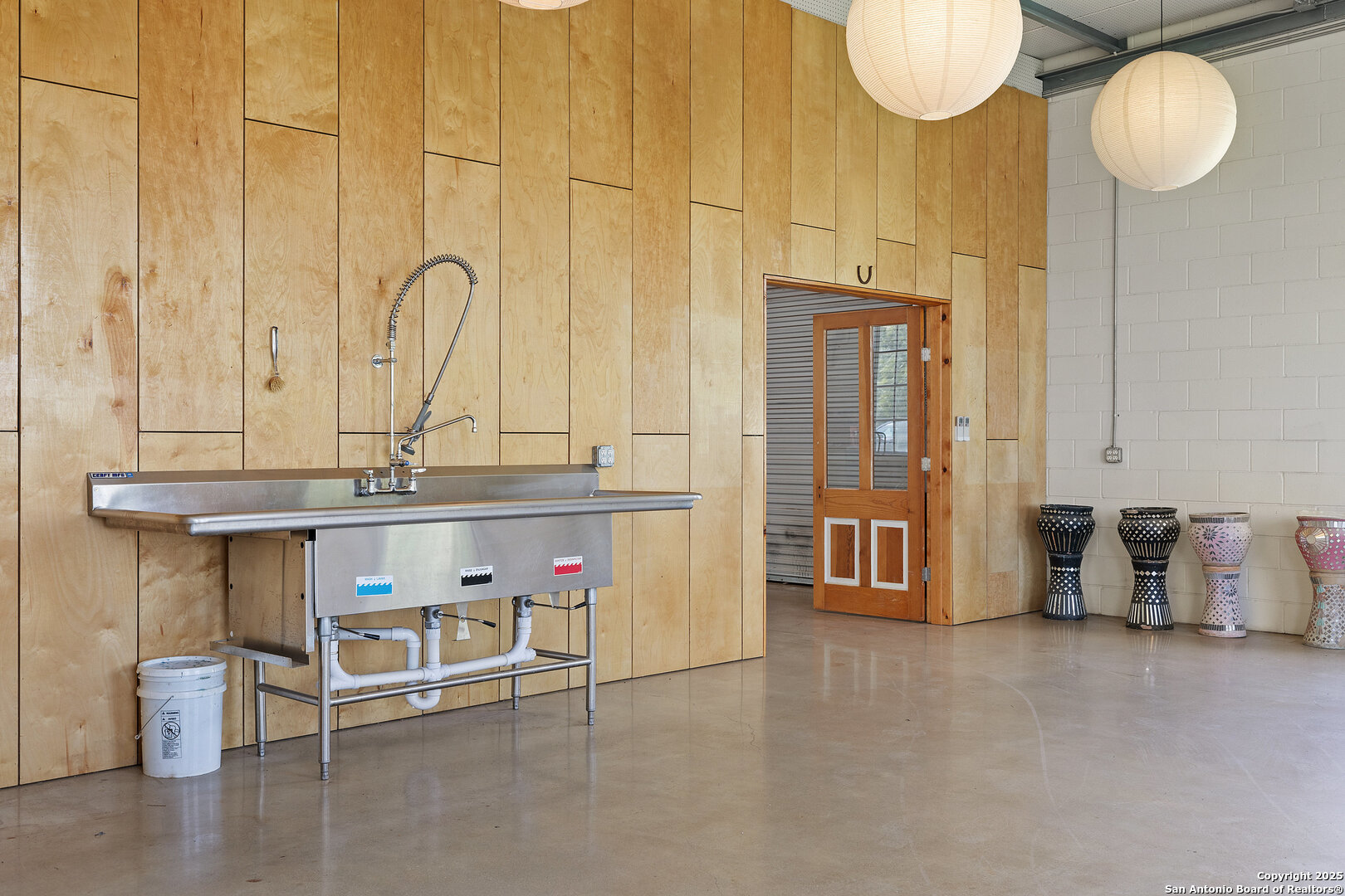 404 Nugent Johnson City TX 78636