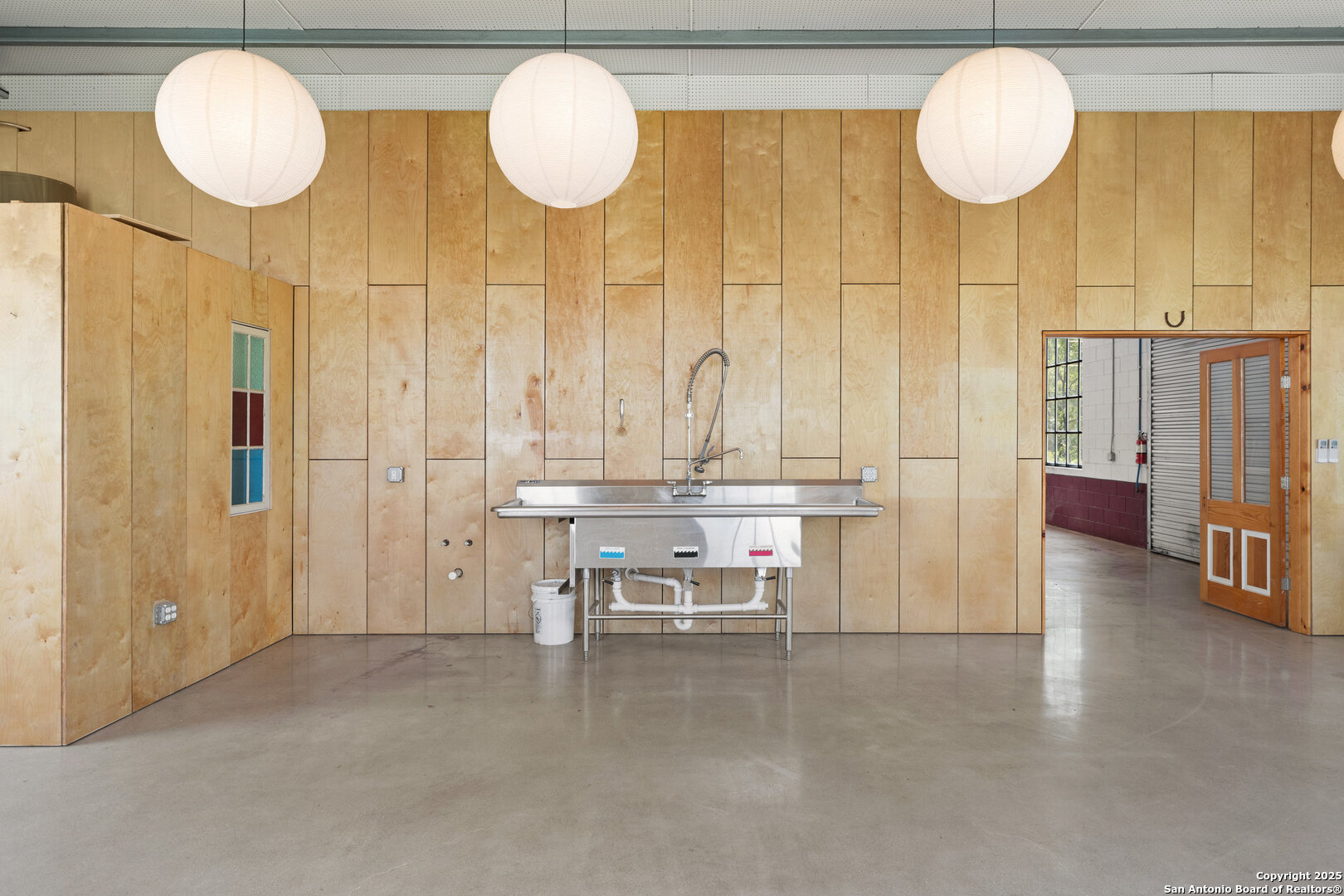 404 Nugent Johnson City TX 78636