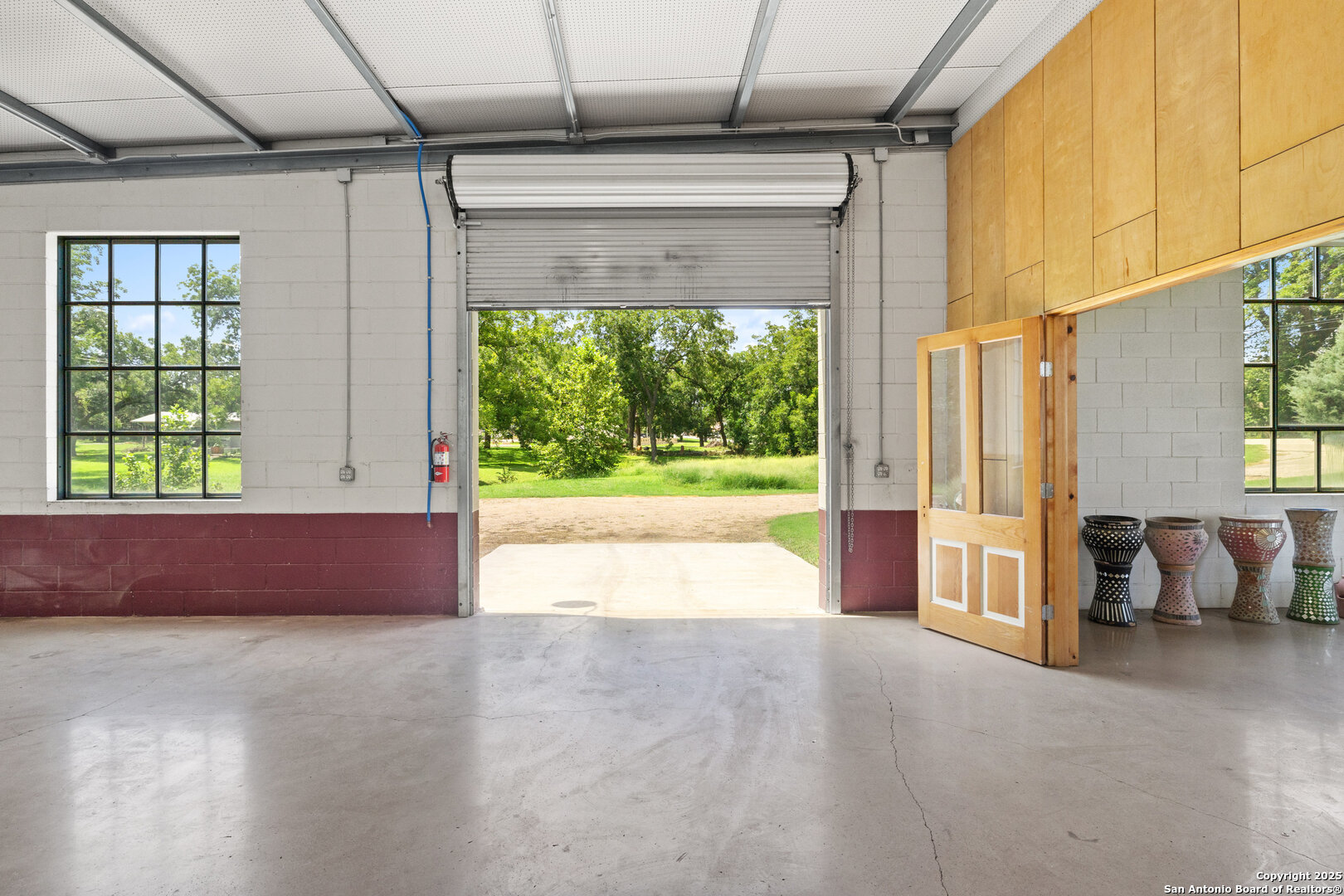 404 Nugent Johnson City TX 78636