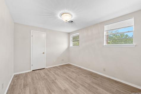 11902 Rustic San Antonio TX 78230
