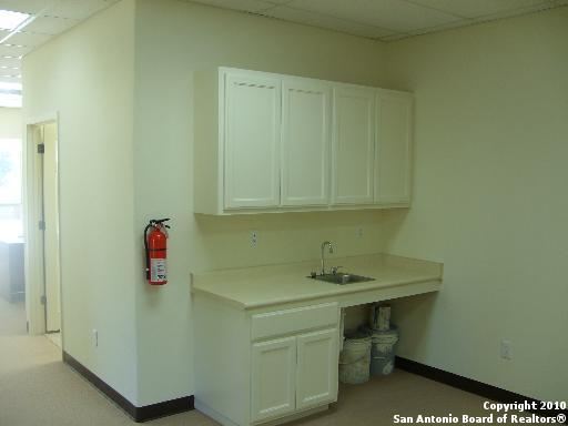124 E Bandera Boerne TX 78006