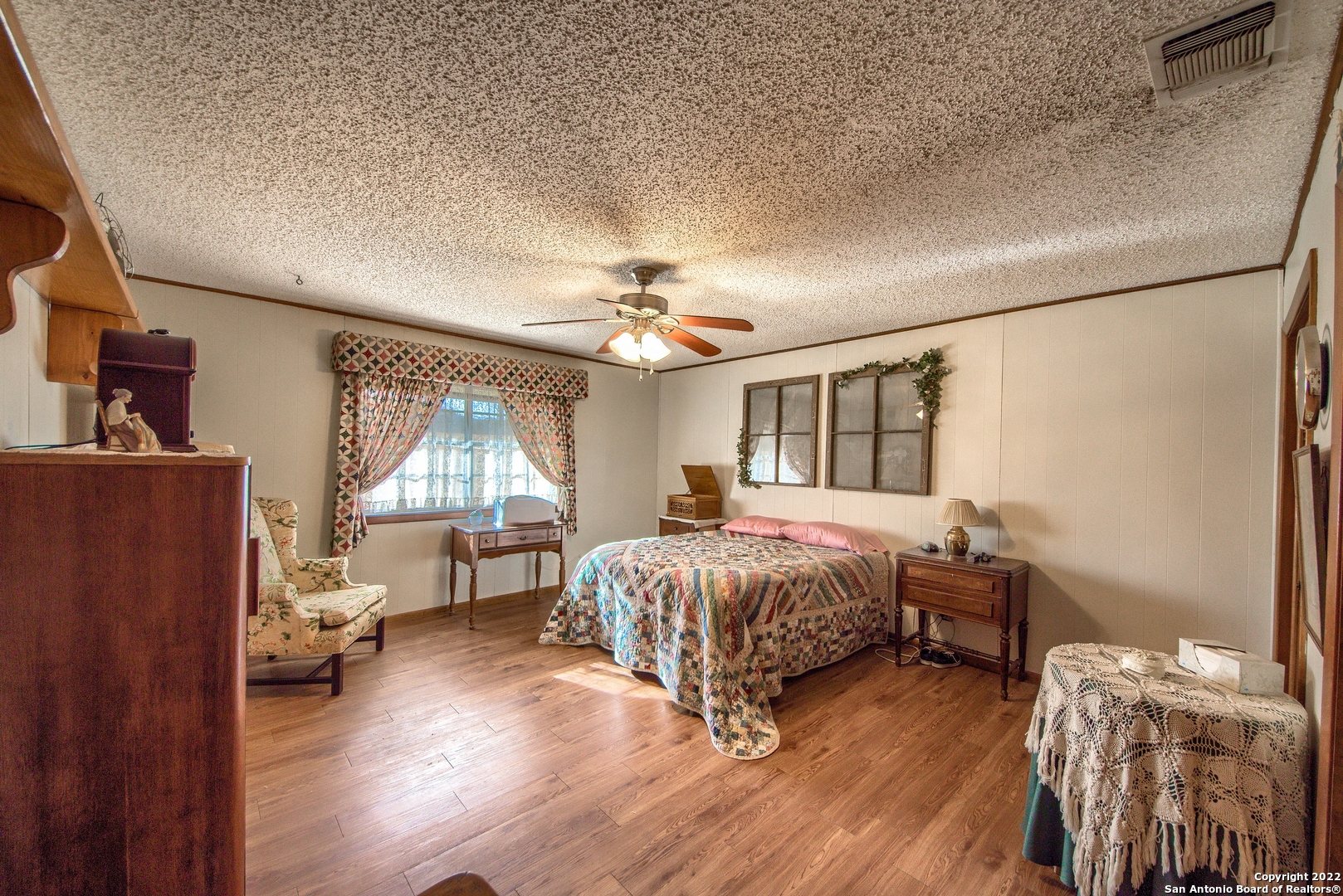 20070 State Highway 16 Helotes TX 78023