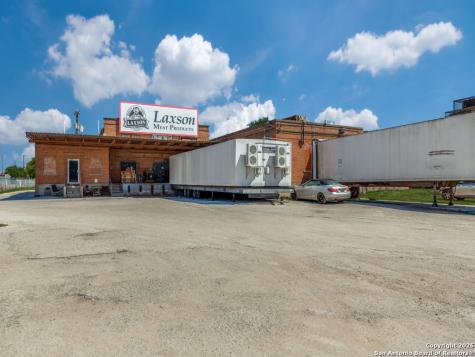 264 W Lachapelle San Antonio TX 78204