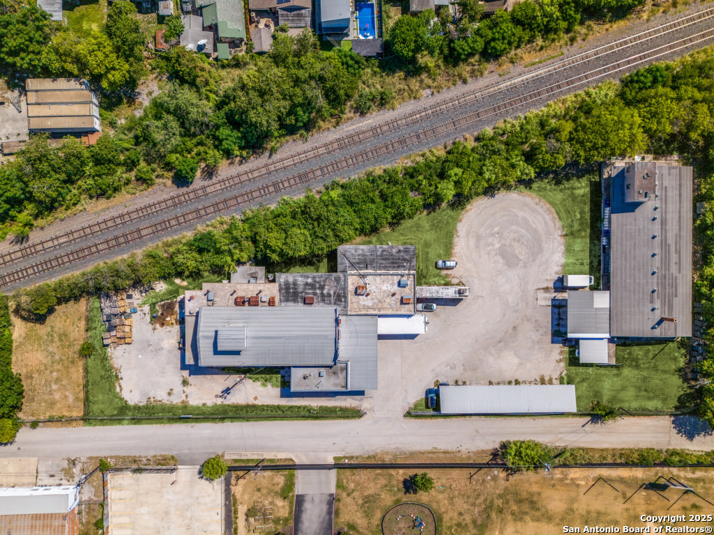 264 W Lachapelle San Antonio TX 78204