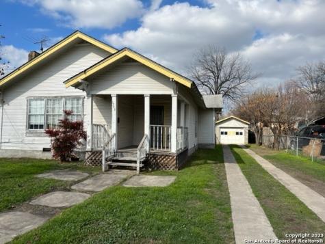 1743 W French Place San Antonio TX 78201