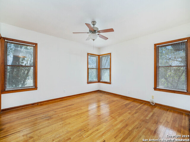 932 Toepperwein Road Converse TX 78109