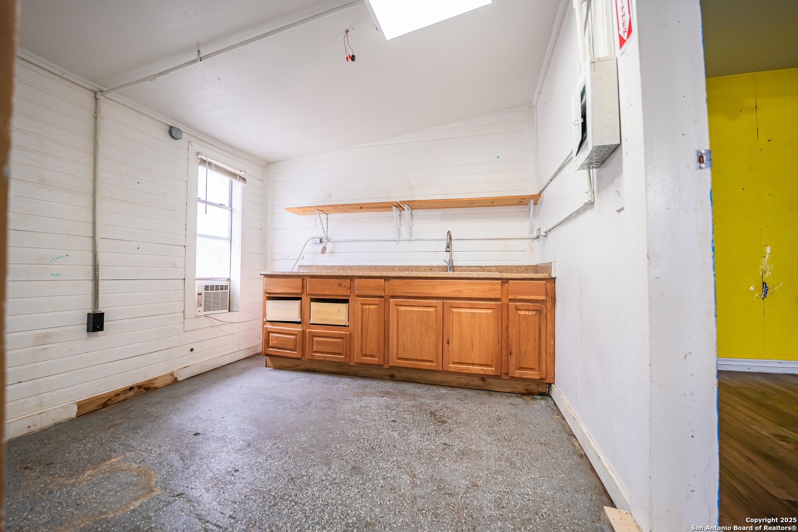 7036 Us Highway 87 China Grove TX 78263