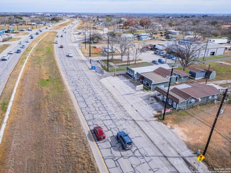 7036 Us Highway 87 China Grove TX 78263