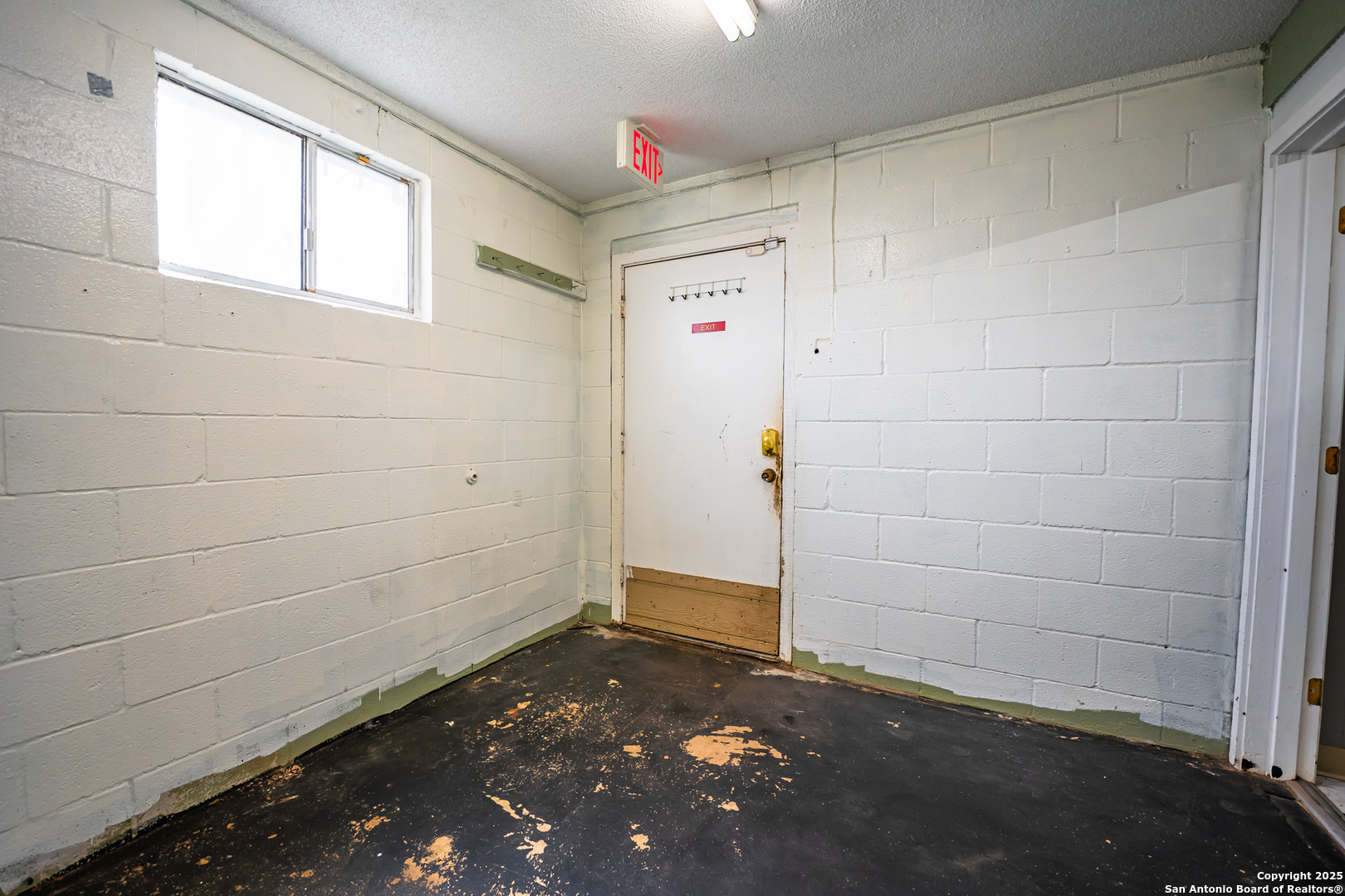 7036 Us Highway 87 China Grove TX 78263