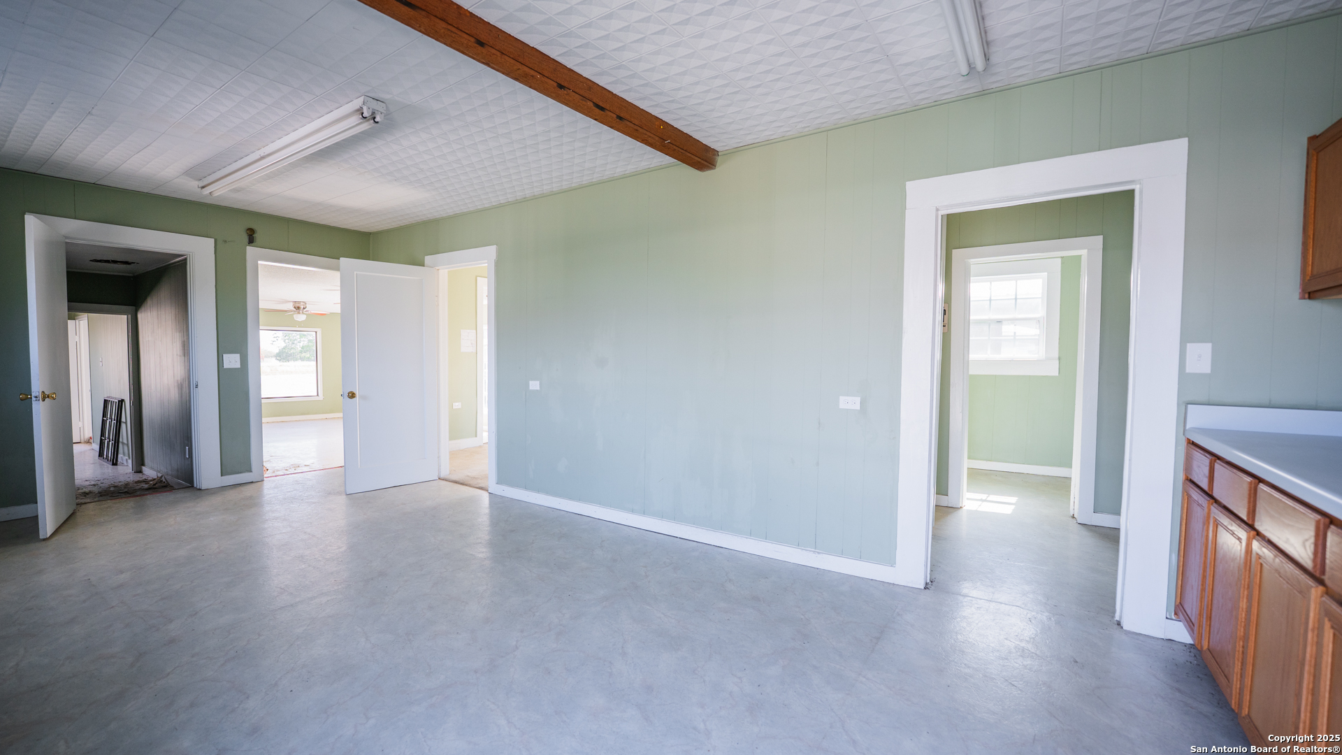 7036 Us Highway 87 China Grove TX 78263