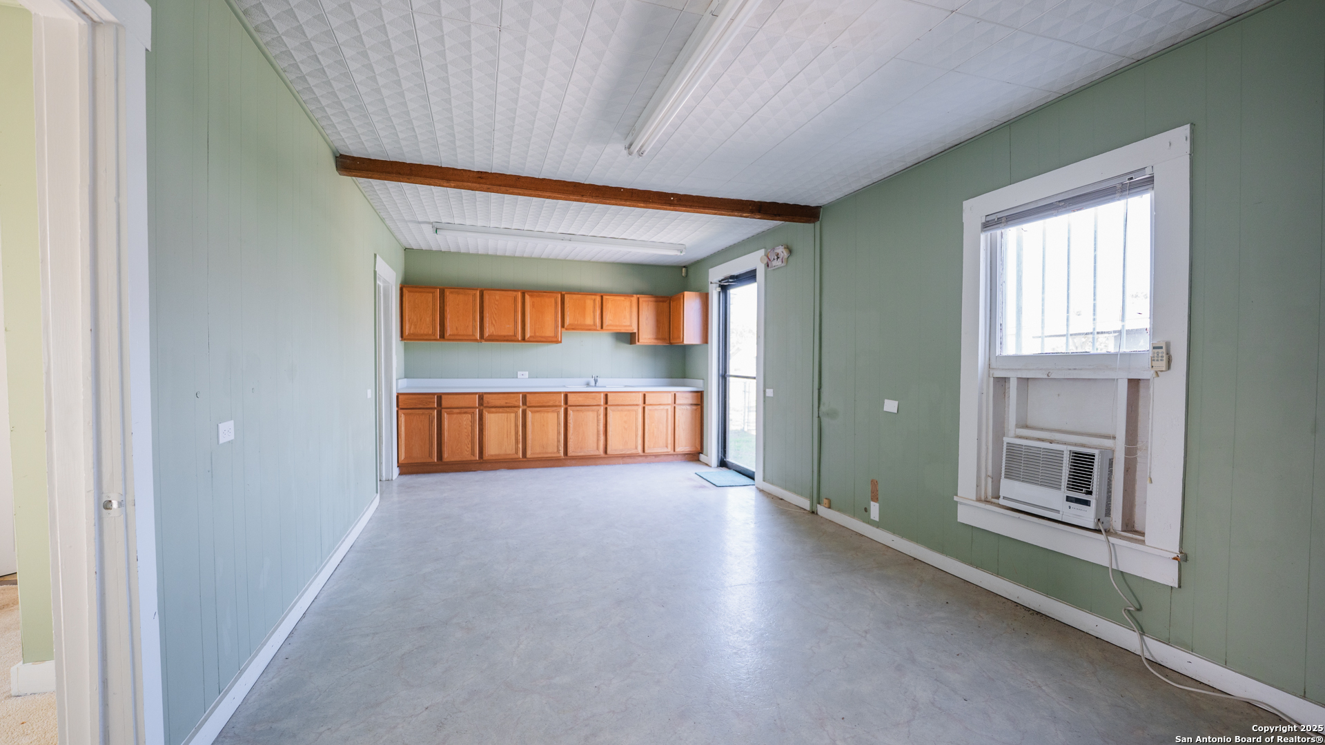 7036 Us Highway 87 China Grove TX 78263