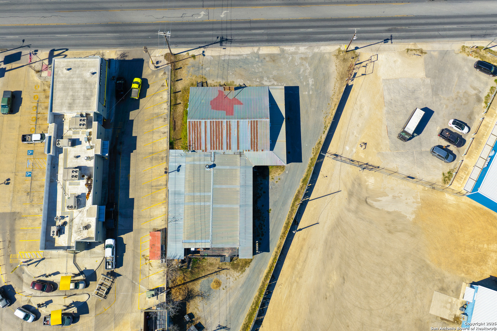 505 1st Carrizo Springs TX 78834