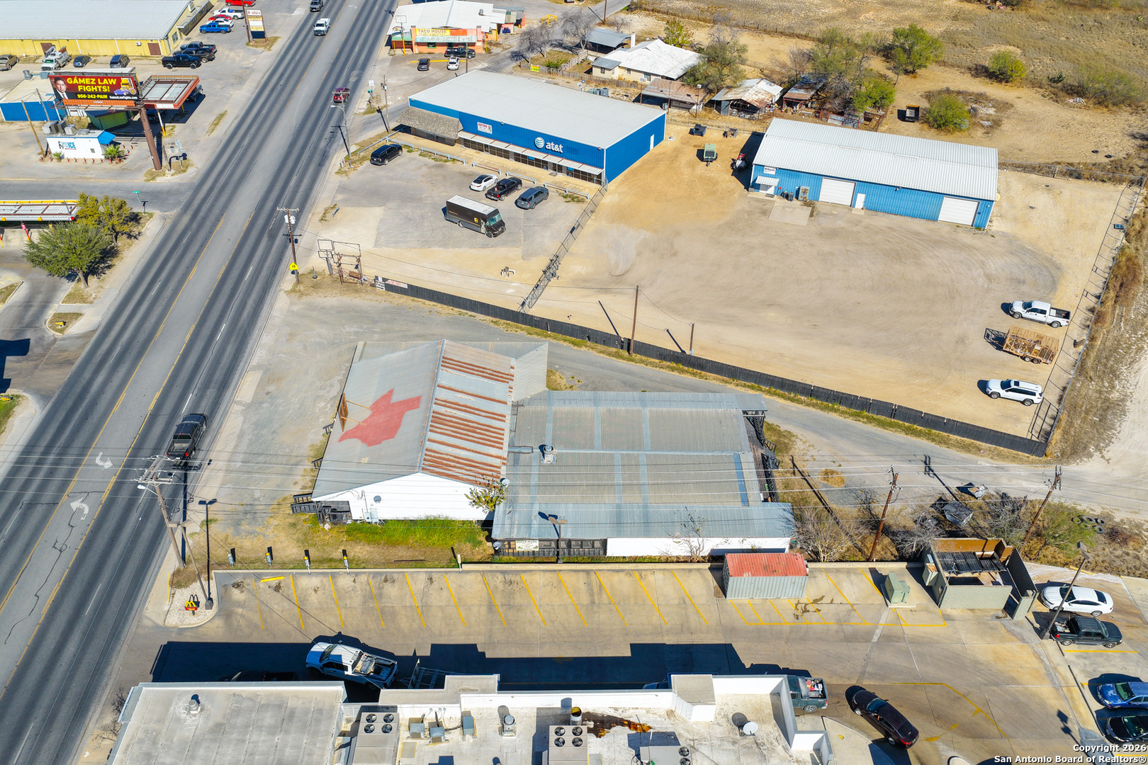 505 1st Carrizo Springs TX 78834