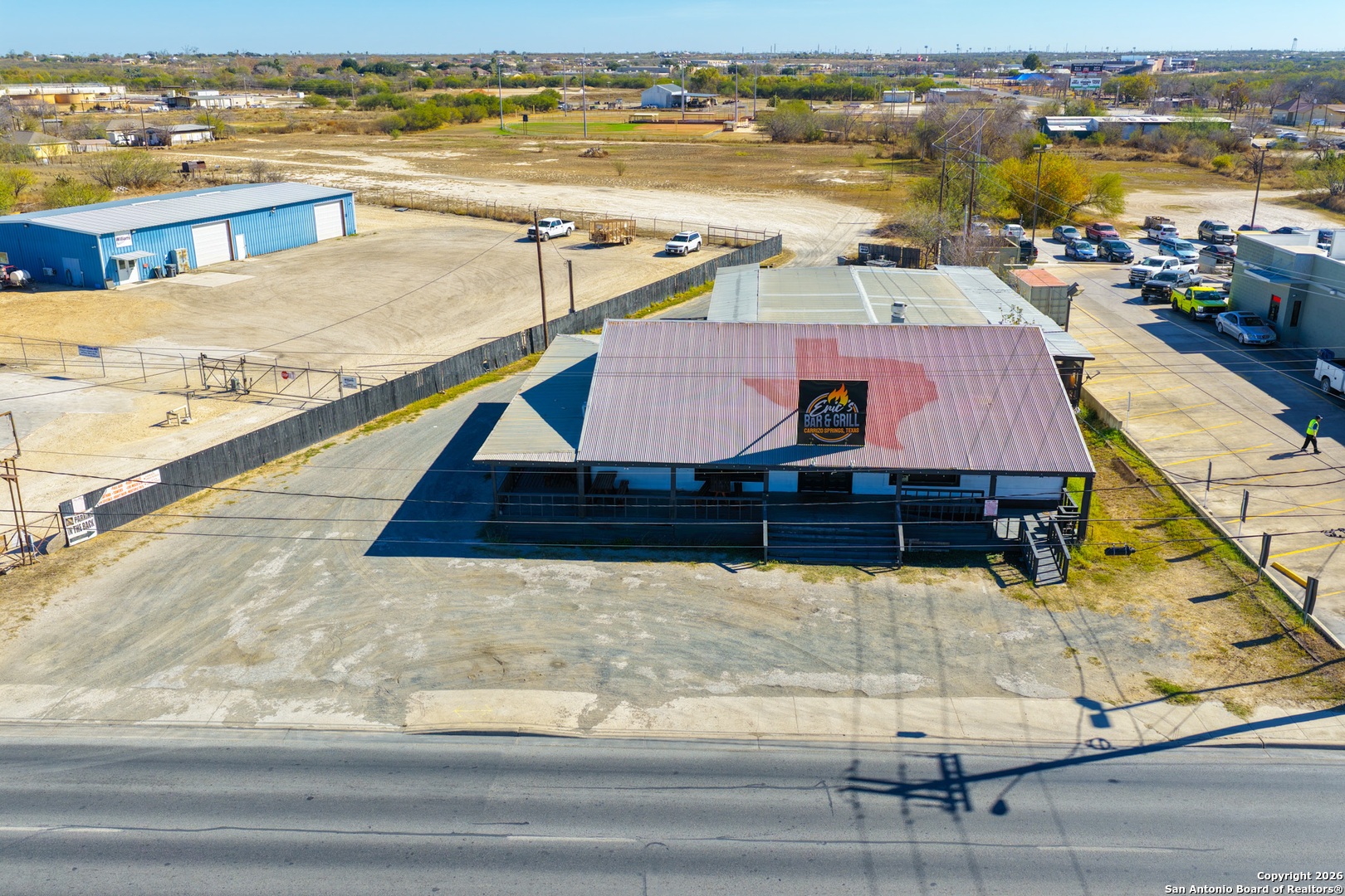 505 1st Carrizo Springs TX 78834