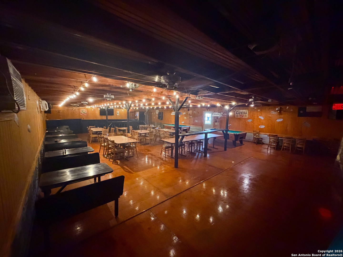 505 1st Carrizo Springs TX 78834