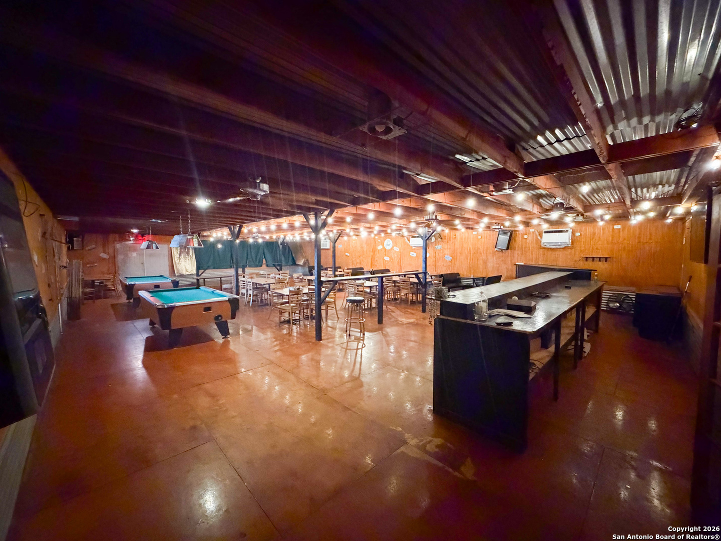 505 1st Carrizo Springs TX 78834