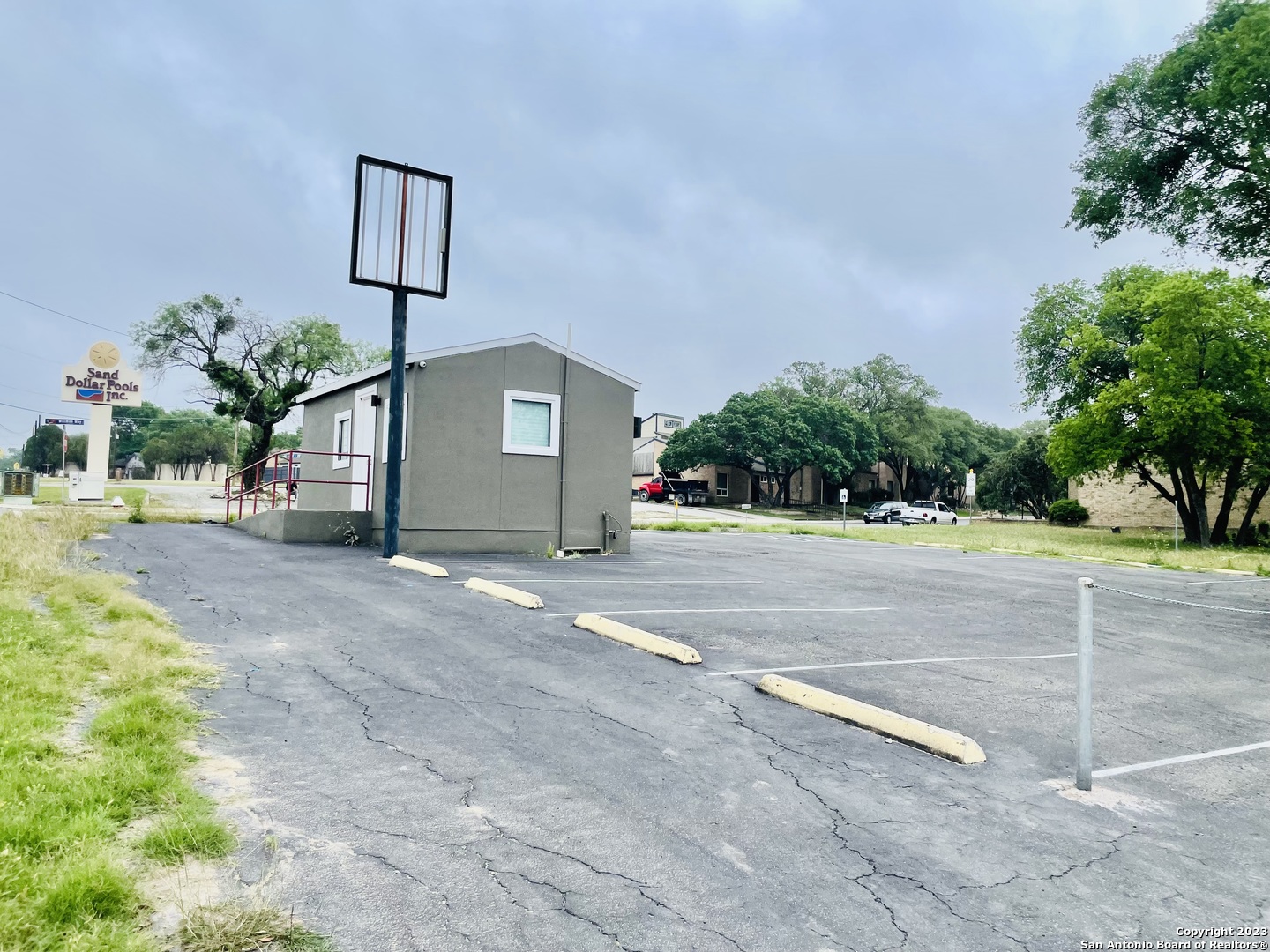 8941 Willmon Way Windcrest TX 78239