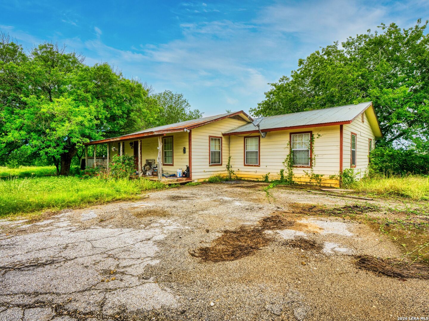 4518 E State Highway 97 Pleasanton TX 78064