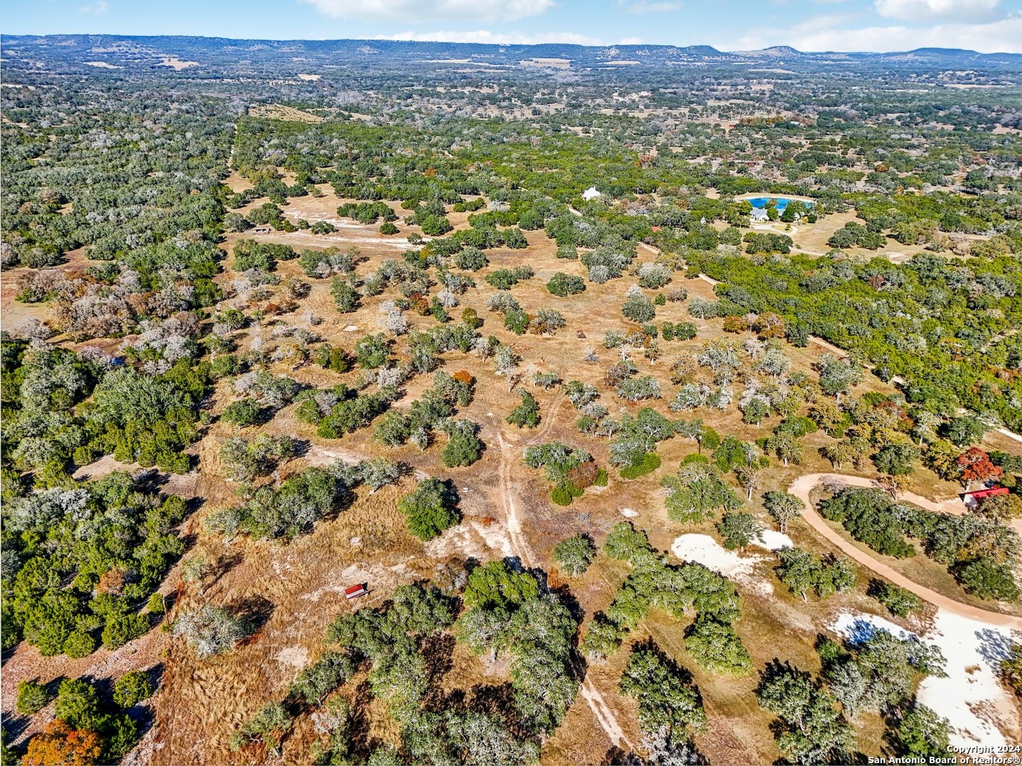 942/944 Fm 3351 Kendalia TX 78027