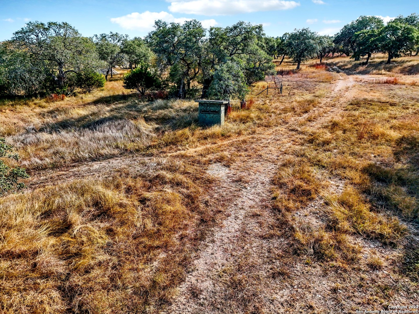 942/944 Fm 3351 Kendalia TX 78027