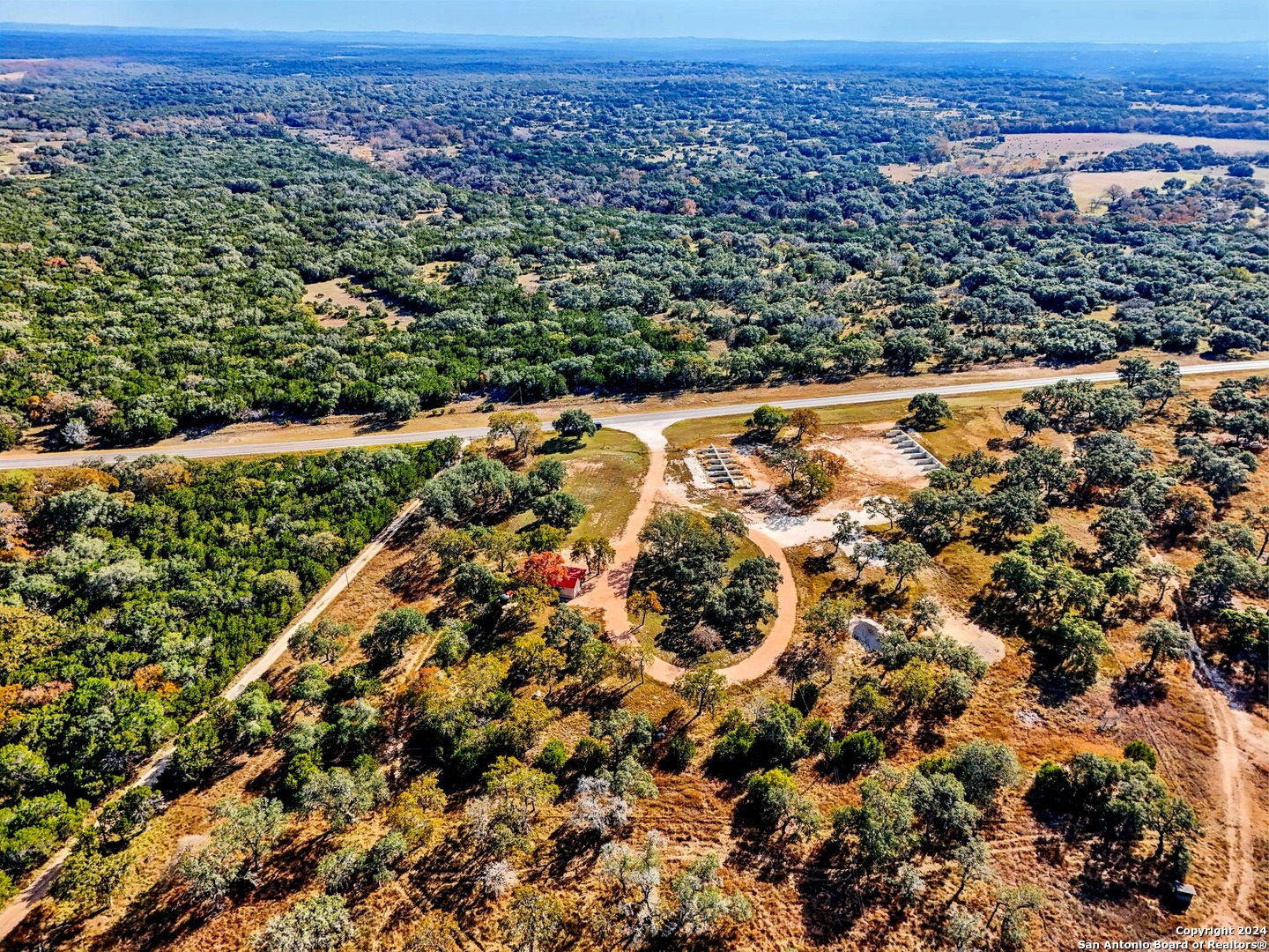 942/944 Fm 3351 Kendalia TX 78027