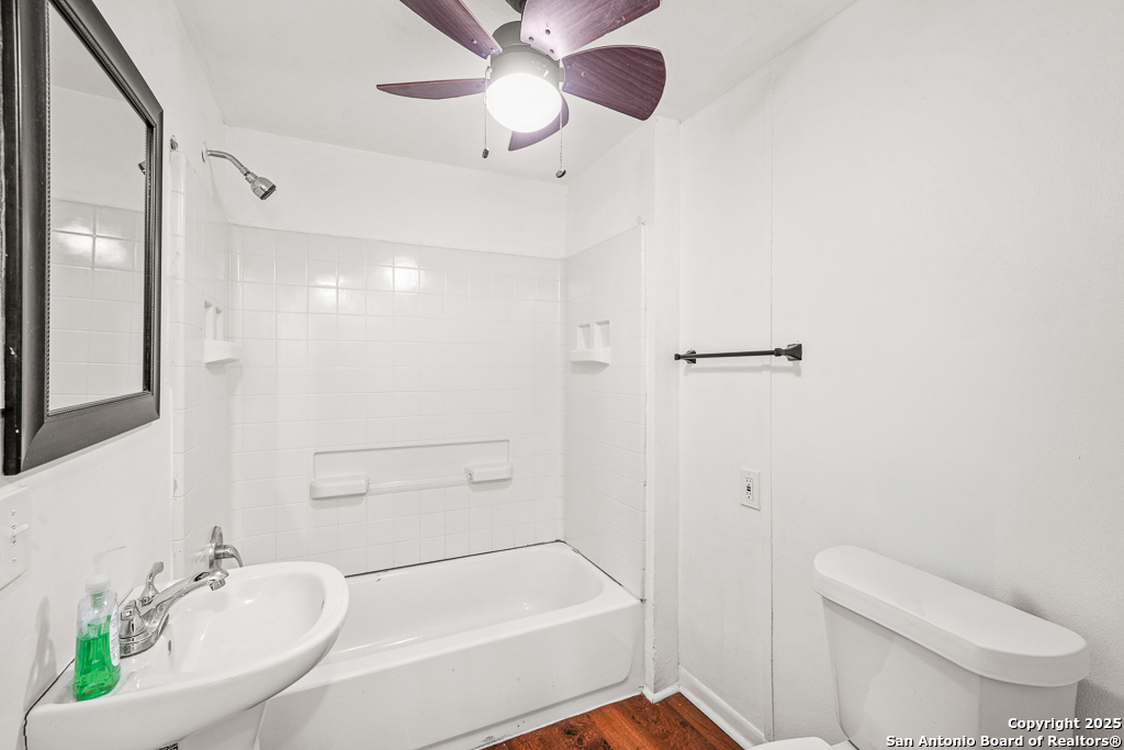 2025 Standish Floresville TX 78114