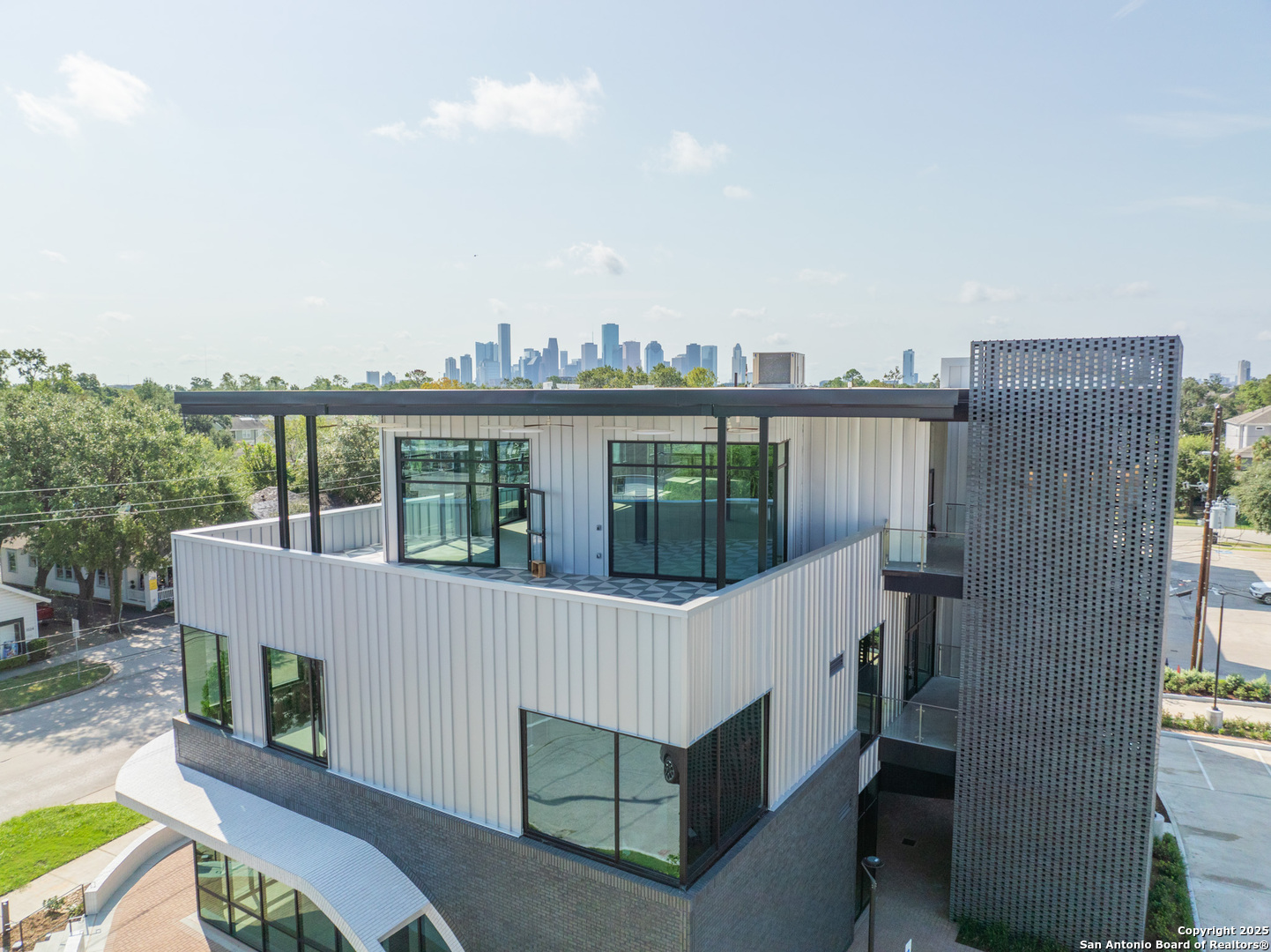 1023 Studewood Houston TX 77008