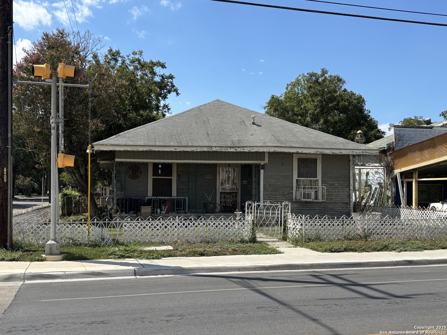 3315 S Presa San Antonio TX 78210