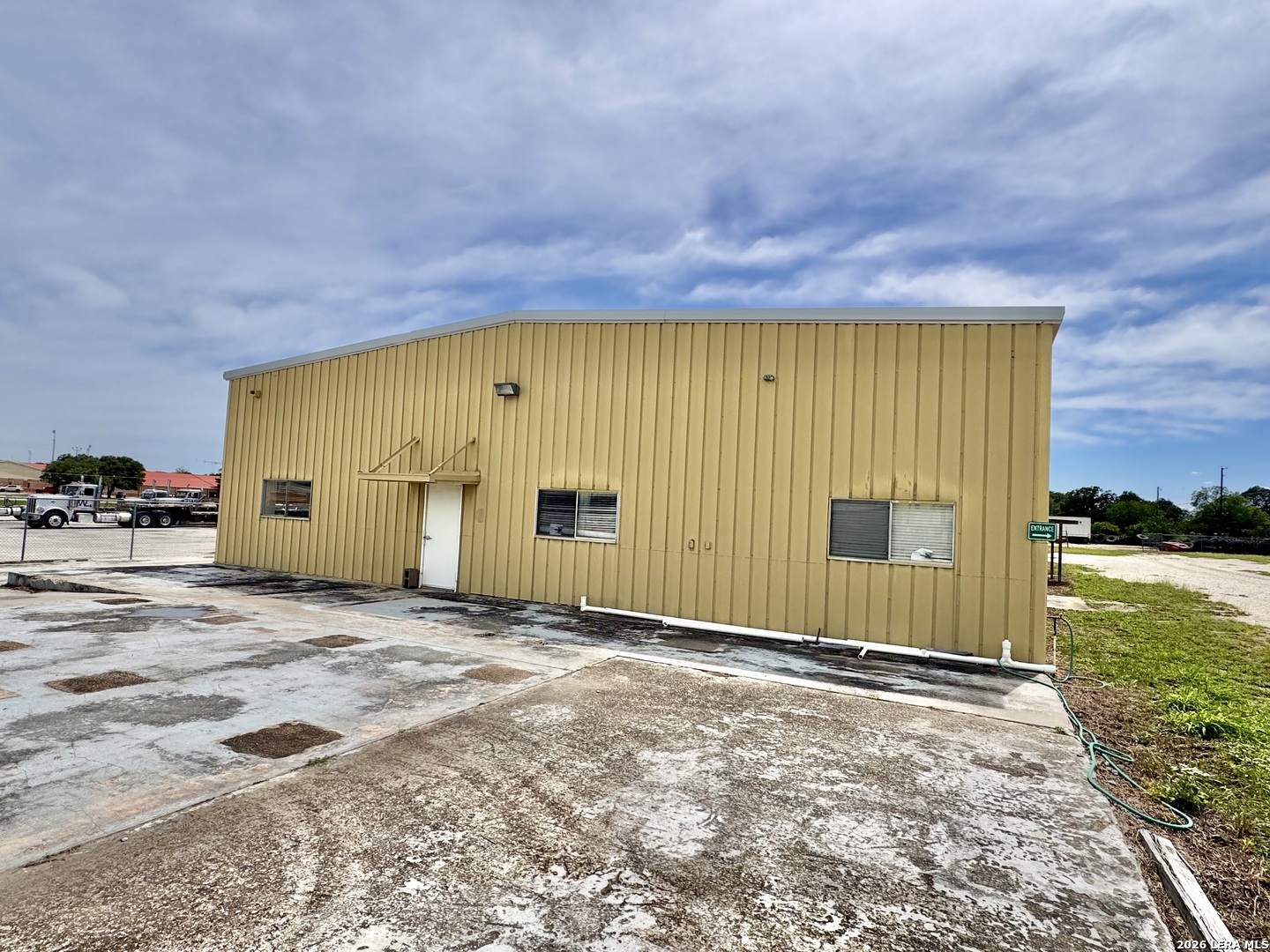 1209 Bensdale Road Pleasanton TX 78064