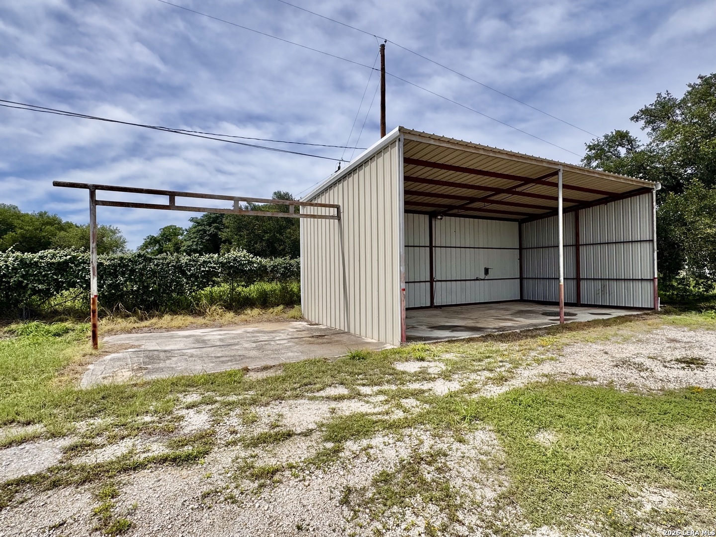 1209 Bensdale Road Pleasanton TX 78064