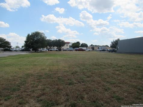 7834 Fortune San Antonio TX 78250