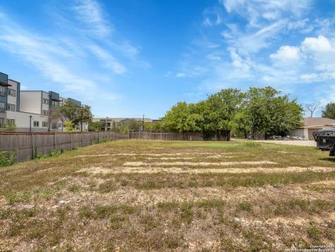602 Everest San Antonio TX 78209