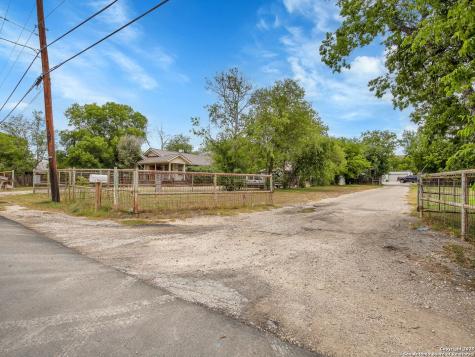602 Everest San Antonio TX 78209