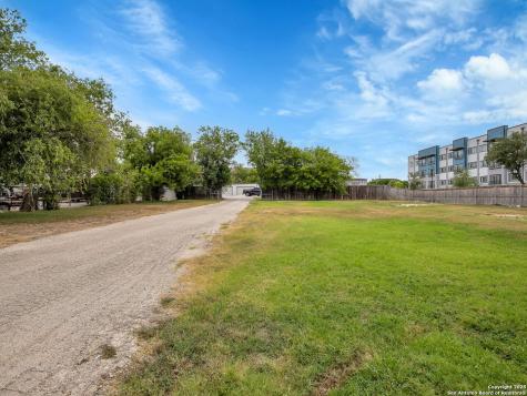 602 Everest San Antonio TX 78209