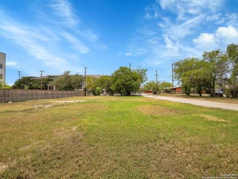 602 Everest San Antonio TX 78209